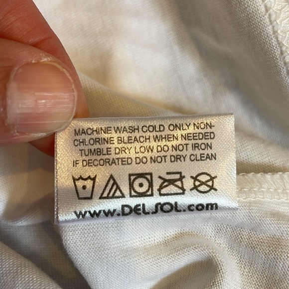 NWOT Del Sol Disney Shirt - Picture 5 of 6